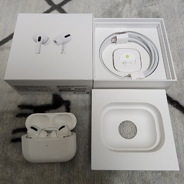 Apple AirPods Pro 純正ヘッドフォン/イヤフォン