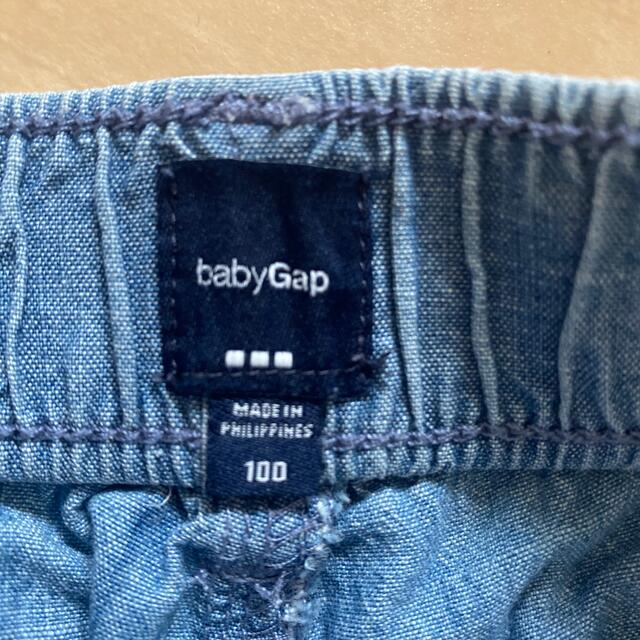 babyGAP(ベビーギャップ)の女の子　ショートパンツ　100センチ キッズ/ベビー/マタニティのキッズ服女の子用(90cm~)(パンツ/スパッツ)の商品写真