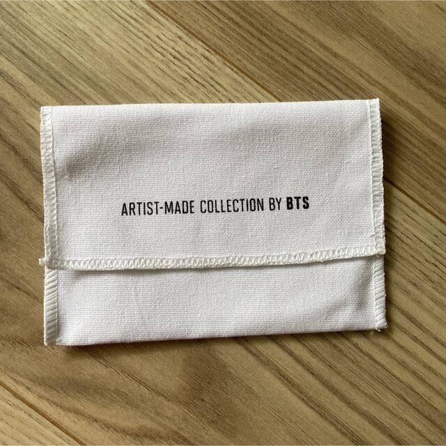 BTS Artist Made Vテヒョン ブローチ付属品 エンタメ/ホビーのタレントグッズ(アイドルグッズ)の商品写真