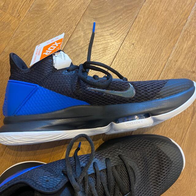 新品 未使用 NIKE レブロン ウィットネス4 EP 27.5cmミドルカット