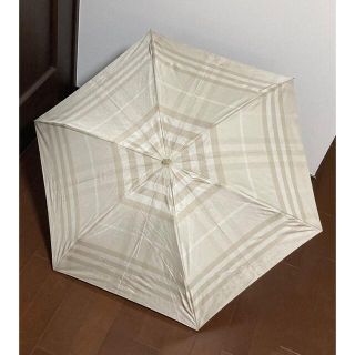 バーバリー折りたたみ雨傘 ジャカート ホワイト