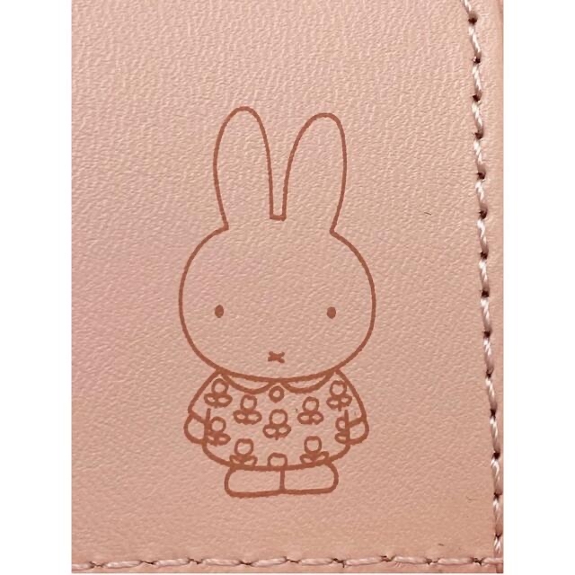 miffy(ミッフィー)のミッフィー　スクエアウォレット　pink エンタメ/ホビーのおもちゃ/ぬいぐるみ(キャラクターグッズ)の商品写真