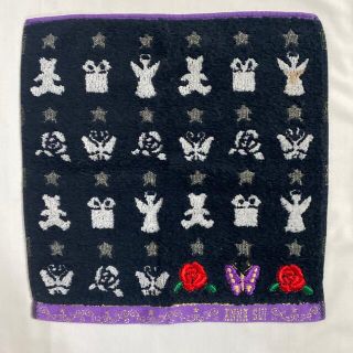 アナスイ(ANNA SUI)のアナスイ　タオルハンカチ　ブラック　中古品　#2133(ハンカチ)