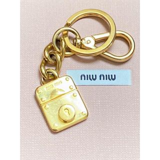 ミュウミュウ(miumiu)の6500円→5500円　miumiu   キーリング(キーホルダー)