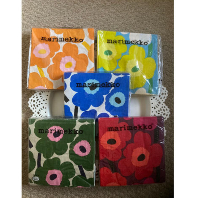 marimekko(マリメッコ)のペーパーナプキン　マリメッコ　5種× 2枚セット ハンドメイドの素材/材料(その他)の商品写真