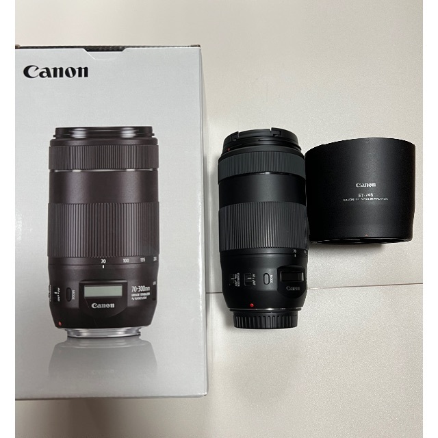 Canon(キヤノン)のCanon EF70-300/4-5.6　IS Ⅱ　USM　＋純正フード スマホ/家電/カメラのカメラ(レンズ(ズーム))の商品写真