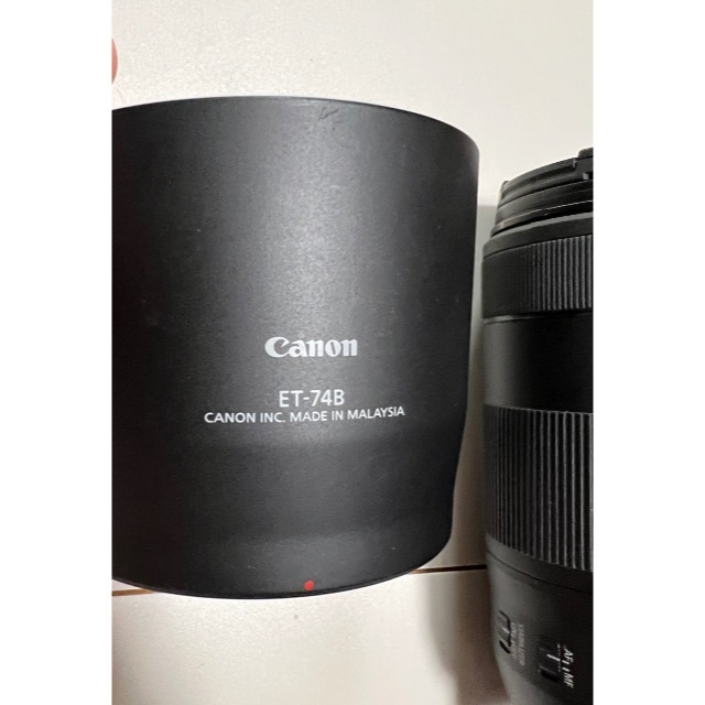 Canon(キヤノン)のCanon EF70-300/4-5.6　IS Ⅱ　USM　＋純正フード スマホ/家電/カメラのカメラ(レンズ(ズーム))の商品写真