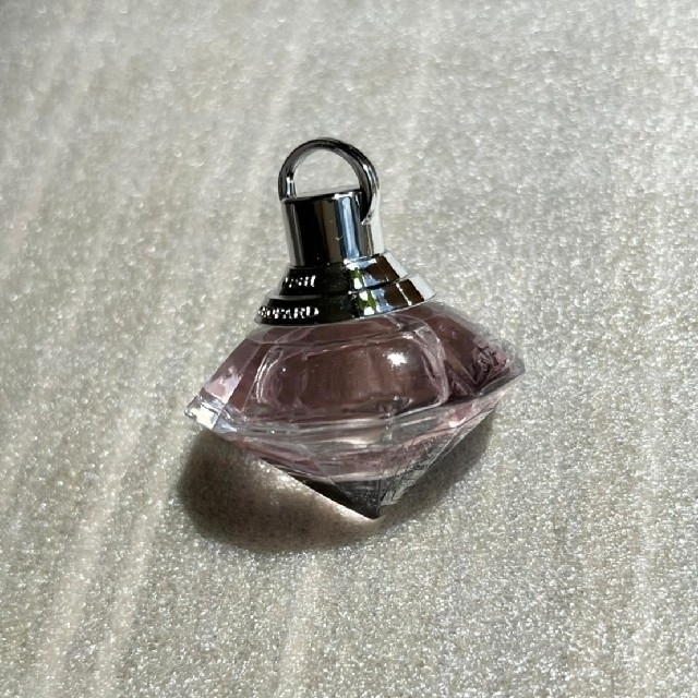 Chopard(ショパール)のウィッシュ　ピンクダイヤモンド5ml コスメ/美容の香水(香水(女性用))の商品写真