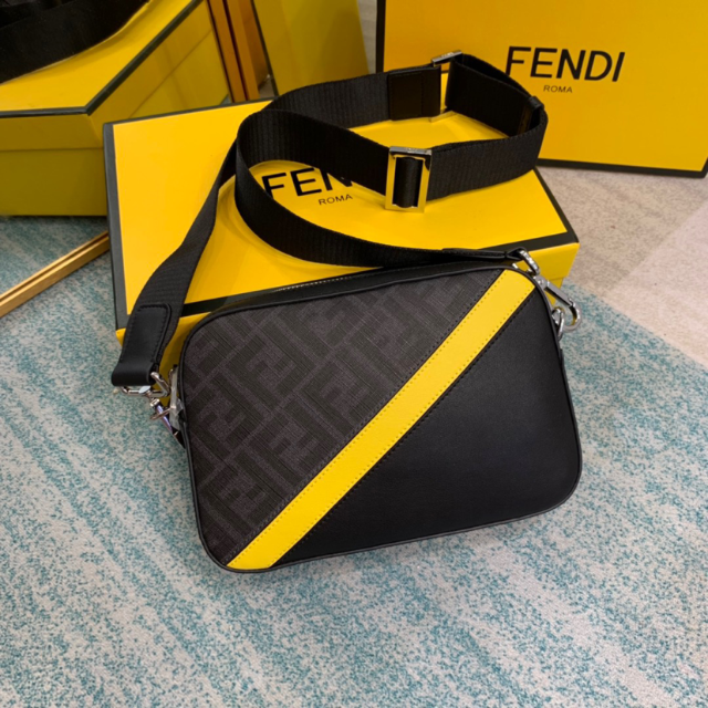 FENDI フェンディ ショルダーバッグ | eclipseseal.com