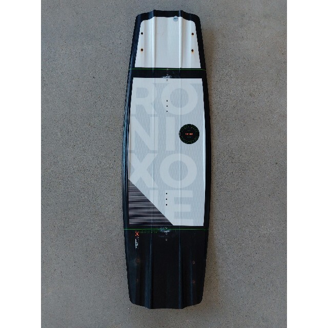 Premium Line 【RONIX】ウェイクボード ONE 134 (2019