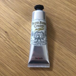 デオナチュレ(デオナチュレ)の【美品‼︎】デオナチュレ　足指さらさらクリーム　30g(制汗/デオドラント剤)