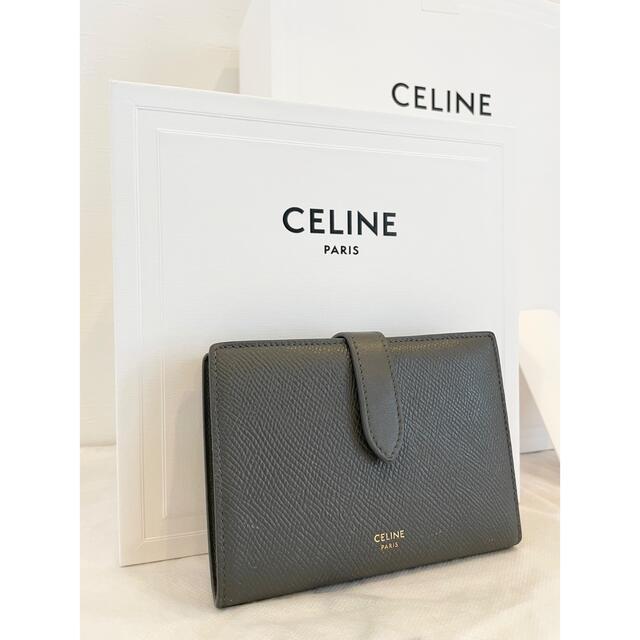 celine(セリーヌ)のCELINE【セリーヌ】 定番二つ折り財布 レディースのファッション小物(財布)の商品写真