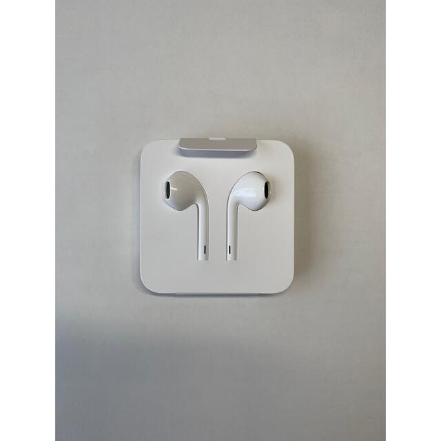 Apple(アップル)のEarPods with Lightning Connector未使用品 スマホ/家電/カメラのオーディオ機器(ヘッドフォン/イヤフォン)の商品写真