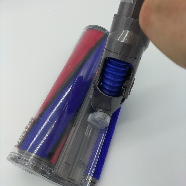 Dyson(ダイソン)のV６.ソフトローラークリーナーヘッド スマホ/家電/カメラの生活家電(掃除機)の商品写真