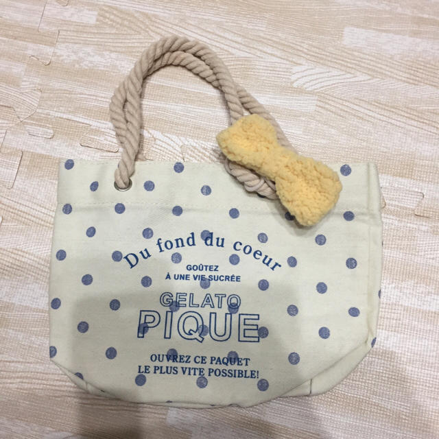 gelato pique(ジェラートピケ)の未使用 リボン付ミニトートバッグ レディースのバッグ(トートバッグ)の商品写真