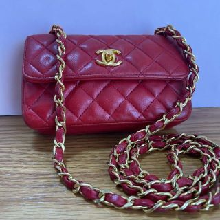 シャネル(CHANEL)の美品☆CHANEL ヴィンテージ ミニミニマトラッセ ショルダーバッグ 赤(ショルダーバッグ)