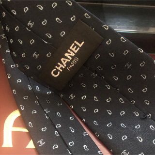 シャネル(CHANEL)のCHANELロゴ入りネクタイ(ネクタイ)