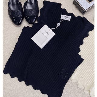 シャネル ニットベストの通販 34点 | CHANELを買うならラクマ