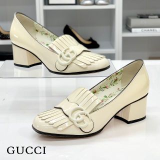 グッチ(Gucci)の4559 グッチ GGマーモント パテント パンプス ホワイト(ハイヒール/パンプス)