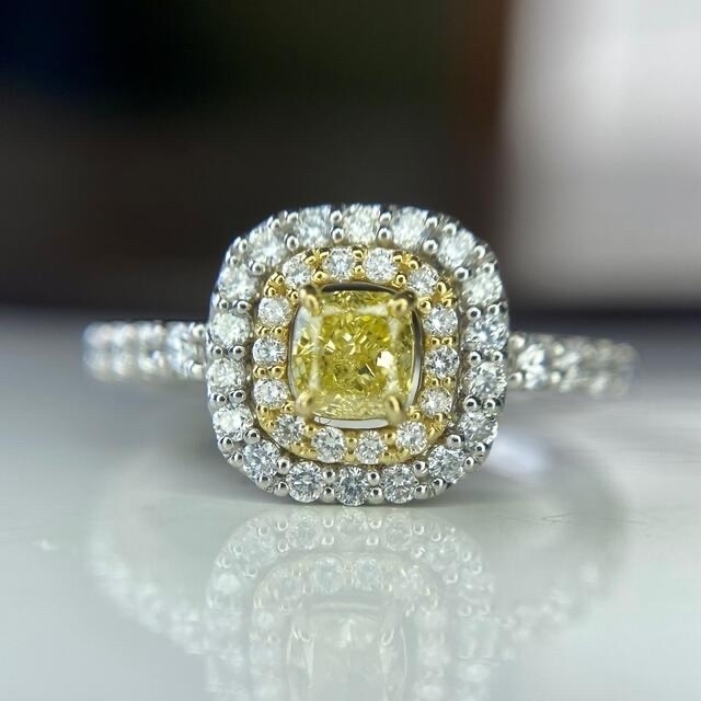 『専用です』天然無処理ダイヤモンド 計0.633ct FIY-SI2 P/K レディースのアクセサリー(リング(指輪))の商品写真