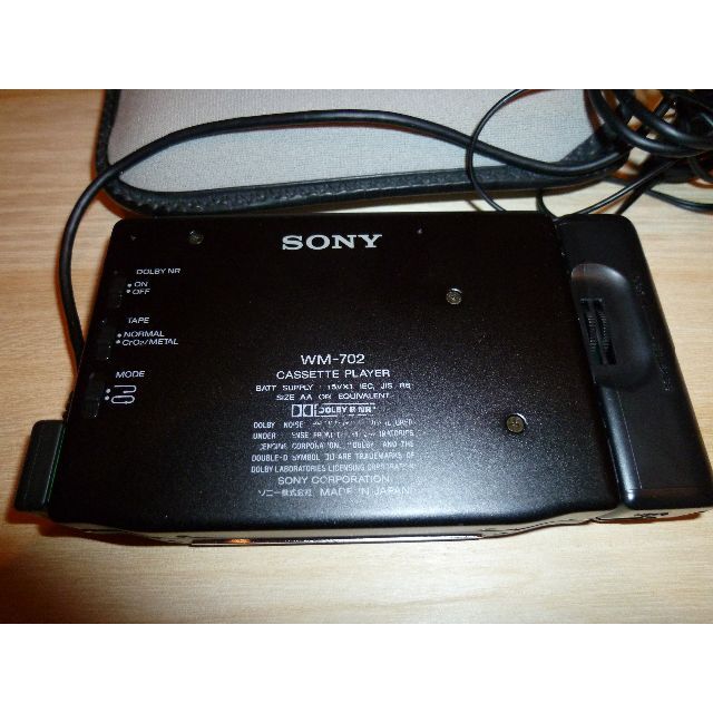 SONY(ソニー)の☆Achilles様専用☆SONY　カセット　ウォークマン WM-702 スマホ/家電/カメラのオーディオ機器(ポータブルプレーヤー)の商品写真