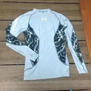 アンダーアーマー(UNDER ARMOUR)のUNDER ARMOURコンプレッションウェア長袖 Sサイズ(Tシャツ/カットソー(七分/長袖))