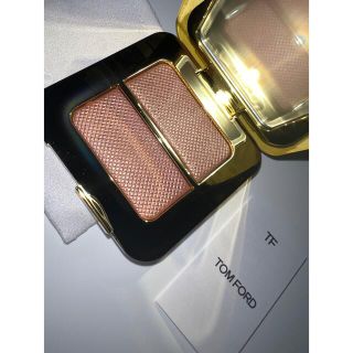 トムフォード(TOM FORD)の【新品未使用】トムフォード　ハイライト(フェイスカラー)