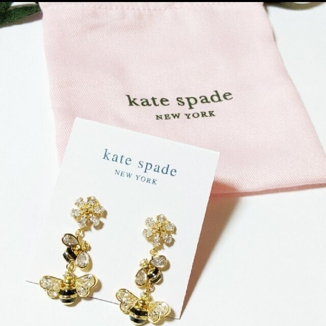 kate spade new york(ケイトスペードニューヨーク)のNEW【新品】kate spade ケイトスペード ピアス　蜂 レディースのアクセサリー(ピアス)の商品写真