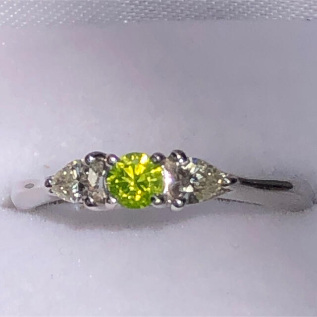 ダイヤモンドリング プラチナ イエローグリーンダイヤモンド レディースのアクセサリー(リング(指輪))の商品写真