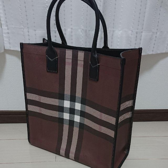 希少 黒入荷! BURBERRY - バーバリー トートバッグの通販 by キミノリ