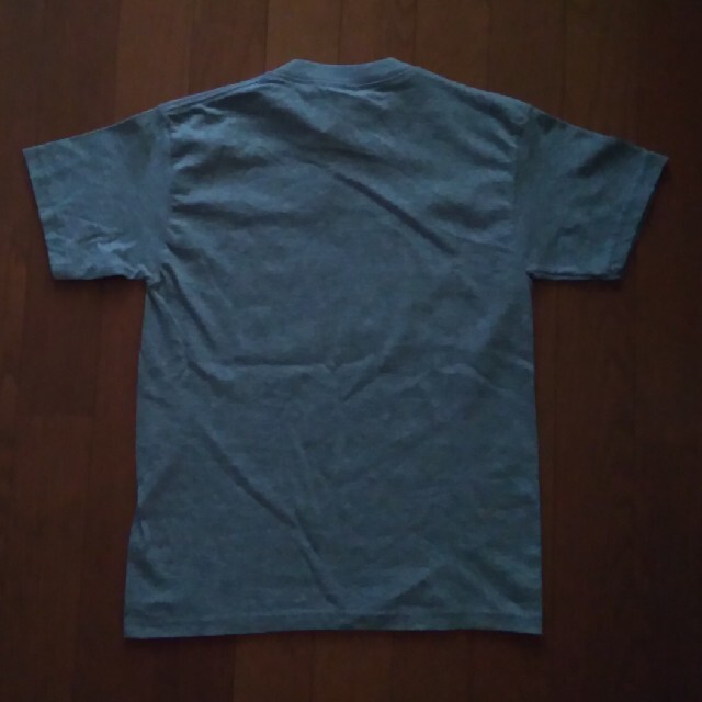 【売約済みです】未使用　cal　Tシャツ　半袖　グレー レディースのトップス(Tシャツ(半袖/袖なし))の商品写真