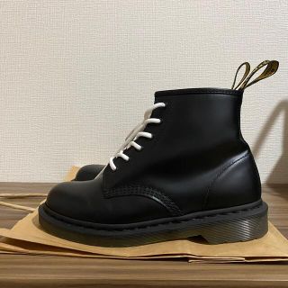 ドクターマーチン 6ホールの通販 300点以上 | Dr.Martensを買うならラクマ