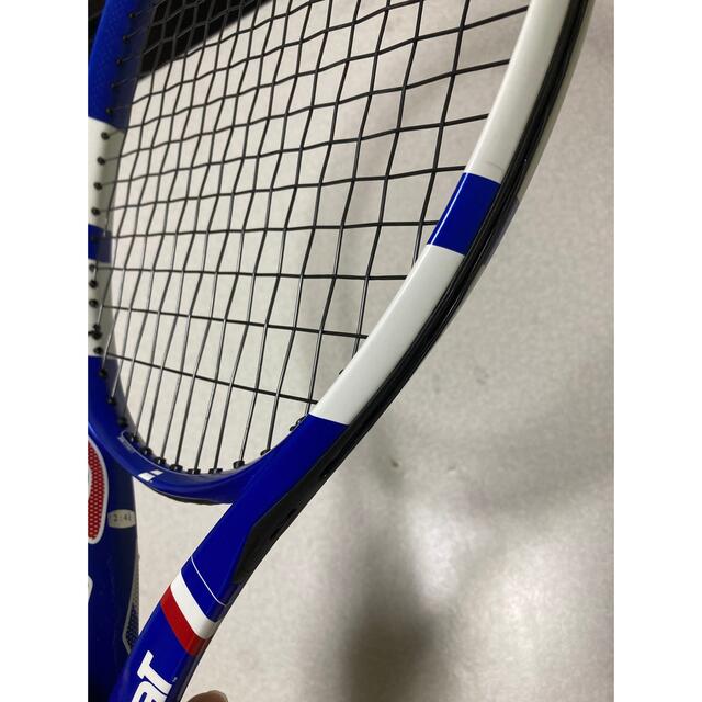 Babolat(バボラ)のピュアアエロ フラッグエディション フランス 2020 スポーツ/アウトドアのテニス(ラケット)の商品写真