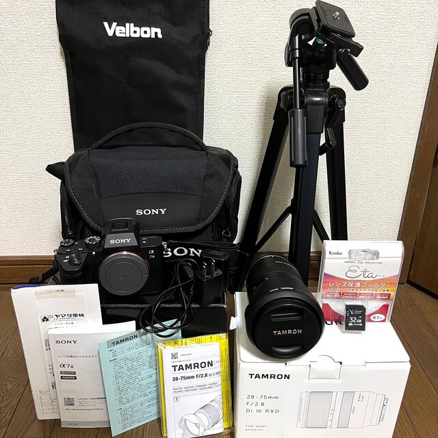 【美品】SONY α7Ⅲ ＋TAMRON 28-75mmカメラ