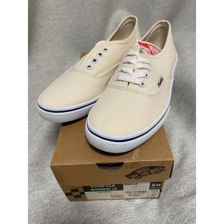 ヴァンズ(VANS)の【sugar様専用】【新品・未使用】VANS V44W CLA 23.5cm(スニーカー)