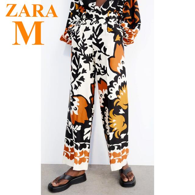 ZARA(ザラ)の新品タグ付　2022ss ZARA ダーツ　プリント　花柄　ワイドパンツ　M レディースのパンツ(カジュアルパンツ)の商品写真