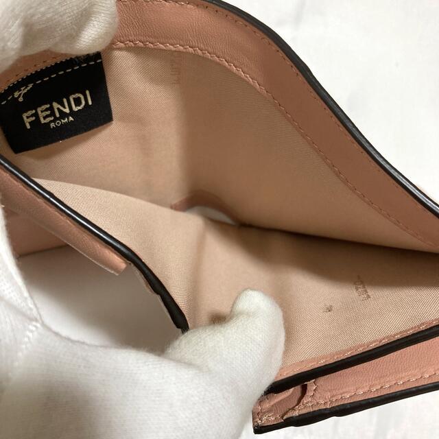 FENDI(フェンディ)の専用♡美品 FENDI 二つ折り財布 ズッカ バケット ナッパレザー ピンク レディースのファッション小物(財布)の商品写真