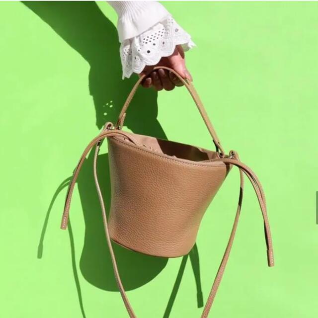 Drawer(ドゥロワー)のayako pottery bag ポタリ バッグ ベージュ レディースのバッグ(ショルダーバッグ)の商品写真