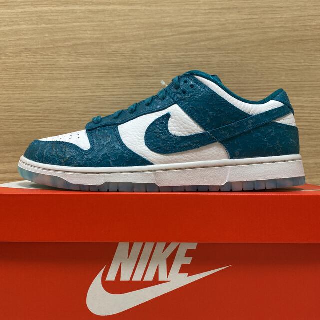 NIKE(ナイキ)の【新品未使用！付属品完備!】Nike WMNS Dunk Low "Ocean" メンズの靴/シューズ(スニーカー)の商品写真