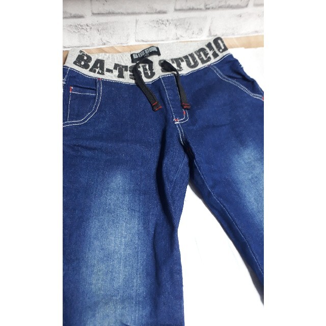 BA-TSU(バツ)の140ジーンズ👖 キッズ/ベビー/マタニティのキッズ服男の子用(90cm~)(パンツ/スパッツ)の商品写真