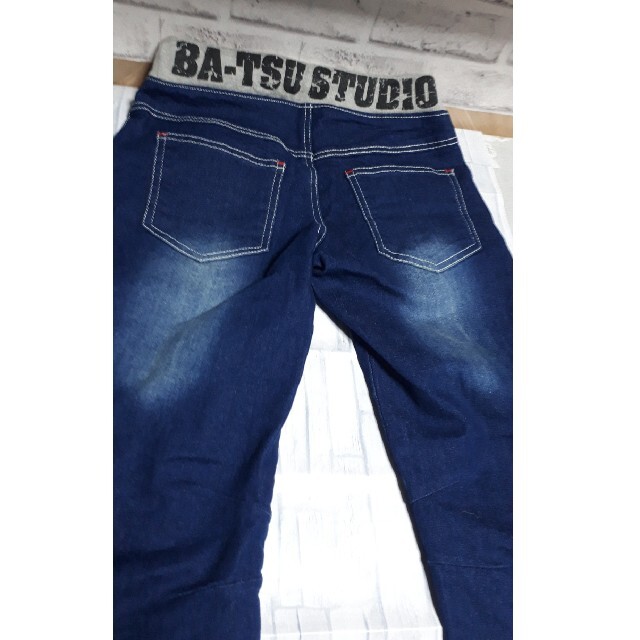 BA-TSU(バツ)の140ジーンズ👖 キッズ/ベビー/マタニティのキッズ服男の子用(90cm~)(パンツ/スパッツ)の商品写真