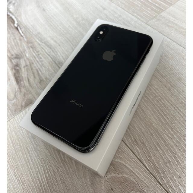 iPhone(アイフォーン)のiPhoneXS 256GB スペースグレイ 本体のみ スマホ/家電/カメラのスマートフォン/携帯電話(スマートフォン本体)の商品写真