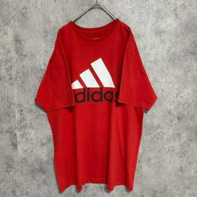 adidas(アディダス)のアディダス　adidas プリント　tシャツ 赤　半袖　デカロゴ　古着 メンズのトップス(Tシャツ/カットソー(半袖/袖なし))の商品写真