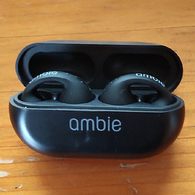 ambie ワイヤレスイヤホン AM-TW01 BLACK スマホ/家電/カメラのオーディオ機器(ヘッドフォン/イヤフォン)の商品写真