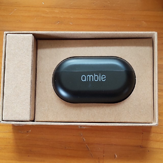 ambie ワイヤレスイヤホン AM-TW01 BLACK スマホ/家電/カメラのオーディオ機器(ヘッドフォン/イヤフォン)の商品写真