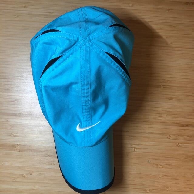 NIKE(ナイキ)のナイキ　テニスキャップ(ジュニア)  2点 スポーツ/アウトドアのテニス(その他)の商品写真