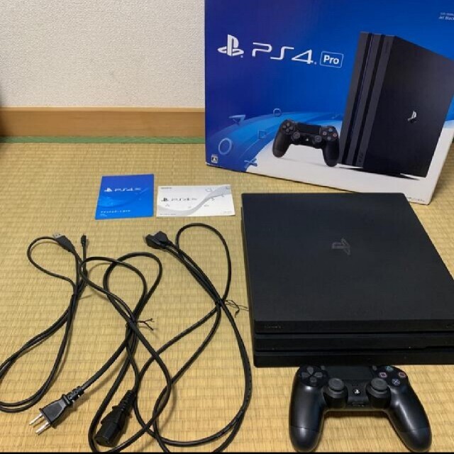 【美品】PlayStation4 Pro 本体  CUH-7000BB01