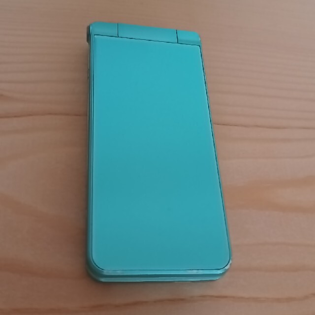 SHARP(シャープ)の【SHARP】AQUOSケータイ2　SIMフリー スマホ/家電/カメラのスマートフォン/携帯電話(携帯電話本体)の商品写真