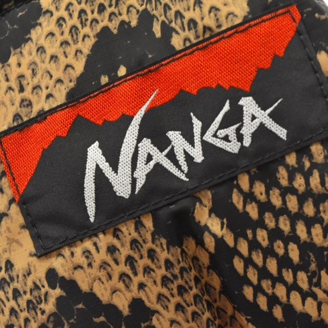 WACKO MARIA(ワコマリア)のWACKO MARIA ワコマリア 21AW × NANGA PYTHON DOWN JACKET ナンガ ナイロン ダウンジャケット ブラウン 21FW-WMO-NA03 メンズのジャケット/アウター(ダウンジャケット)の商品写真