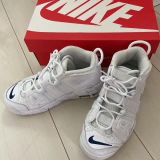 ナイキ(NIKE)のNIKE エアモアアップテンポ(スニーカー)